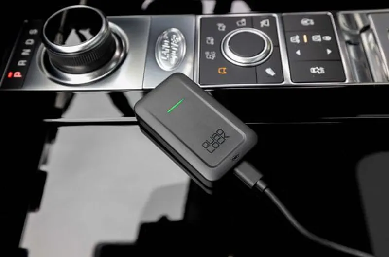 Quad Lock Wireless Carplay Adapter-2